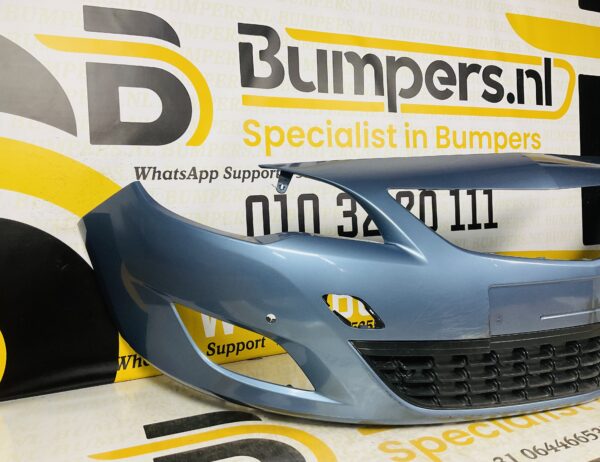 BUMPER OPEL ASTRA J 2007-2011 VOORBUMPER 2-I9-4055Z
