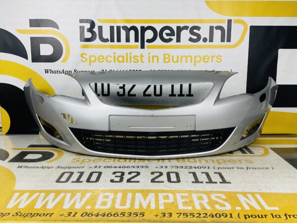 BUMPER OPEL ASTRA J  2007-2011 VOORBUMPER 2-I9-4056Z