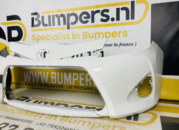 BUMPER TOYOTA YARIS 2011-2014 VOORBUMPER 2-D2-4066Z