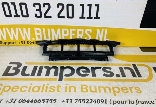 BUMPER ROOSTER MERCEDES A KLASSE W176 CLA W117  FACELIFT AMG A1768852600 GRILL 2-P6-4076Z