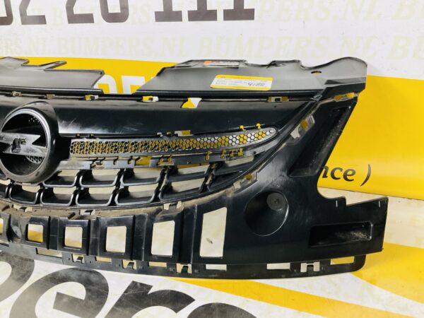 Grill Opel Corsa D Facelift 13286000 Bumper Gril 2-M5-4188z