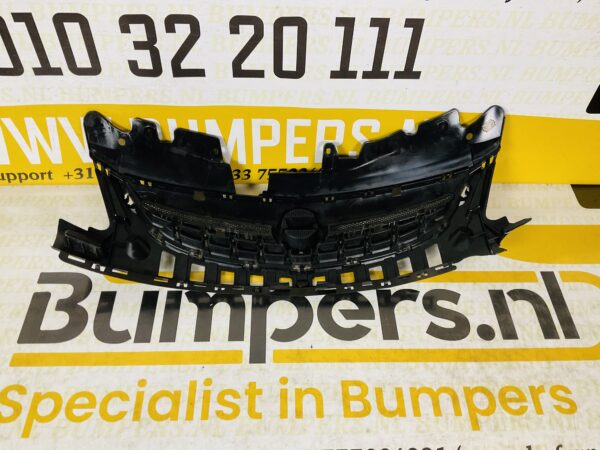 Grill Opel Corsa D Facelift 13286000 Bumper Gril 2-M5-4188z