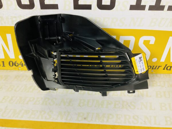 Rooster Peugeot 3008  Bumper Rooster  2-P5-4198z