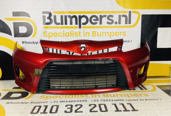 BUMPER TOYOTA YARIS  HYBIRD 2011-2014 VOORBUMPER 2-D2-3876Z
