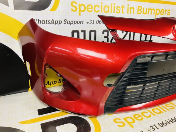 BUMPER TOYOTA YARIS  HYBIRD 2011-2014 VOORBUMPER 2-D2-3876Z