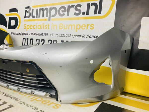 BUMPER TOYOTA AURIS 2012-2015  VOORBUMPER 2-D3-3927Z