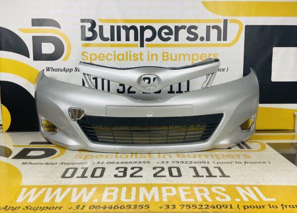 BUMPER TOYOTA YARIS 2010-2013  VOORBUMPER 2-D2-3928Z