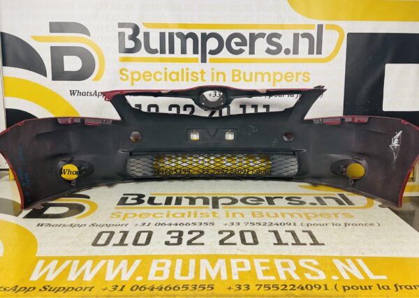 BUMPER TOYOTA AURIS HYBRID  2010-2012  VOORBUMPER 2-D3-3931Z