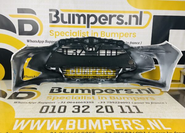 BUMPER TOYOTA YARIS 4 2021-2022 VOORBUMPER 2-D2-3945Z