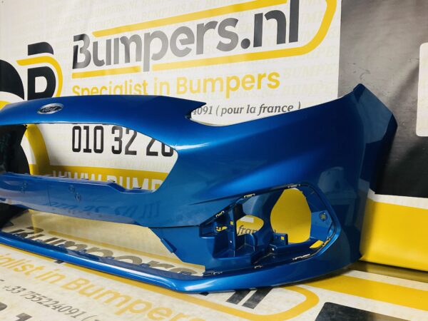 BUMPER FORD FIESTA MK8 STLINE  2017-2021 VOORBUMPER 1-D2-3961Z
