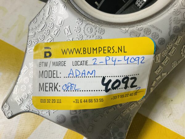Dashboard Strip Opel Vauxhall / Adam 300261401 Moulding 2-P4-4092z