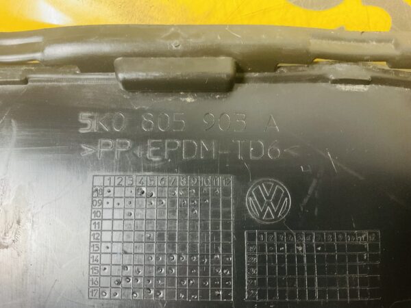Onderplaat Volkswagen Golf 6 Onderplaat/onderlip 2-L4-4138z