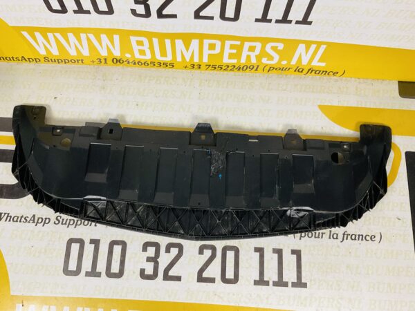 Bumper Lip Mercedes A Klasse W117 Normaal A1178850036 Onderplaat 2-L5F-3680z