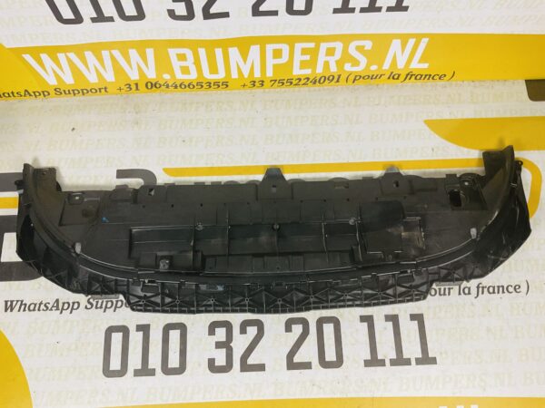 Bumper Lip Mercedes Gla Klasse W156 A1568850202 Onderplaat 2-L4-3681Z