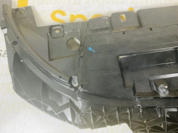 Bumper Lip Mercedes Gla Klasse W156 A1568850202 Onderplaat 2-L4-3681Z