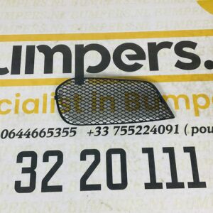 Grill Mercedes GLA Klasse W 156 LH Grill 2-P3B-4150z