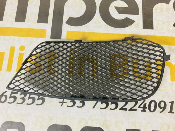Grill Mercedes GLA Klasse W 156 LH Grill 2-P3B-4150z