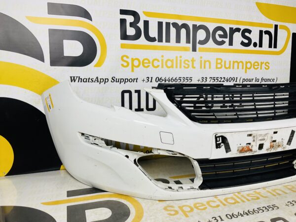 BUMPER Peugeot 308 2012-2016 VOORBUMPER 2-J3-4444z