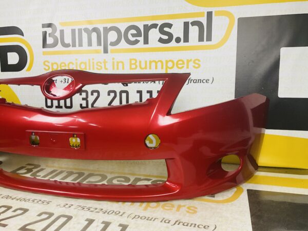 BUMPER Toyota Auris Hybrid 2010-2012 VOORBUMPER 2-D3-4457z