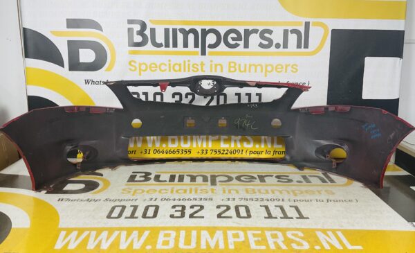 BUMPER Toyota Auris Hybrid 2010-2012 VOORBUMPER 2-D3-4457z