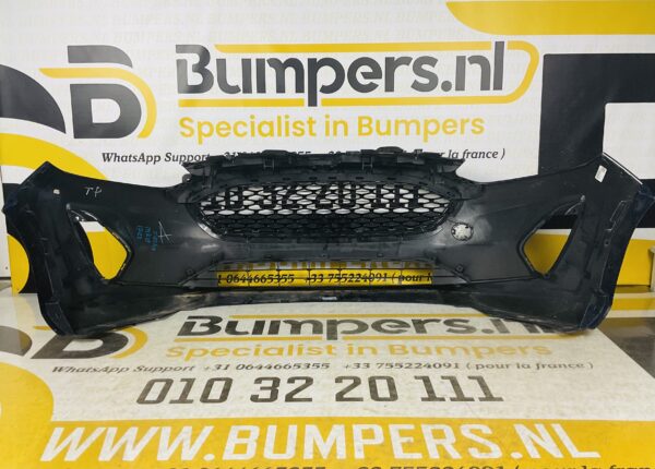 BUMPER Ford Fiesta MK8  2017-2022 VOORBUMPER 1-D2-4472z