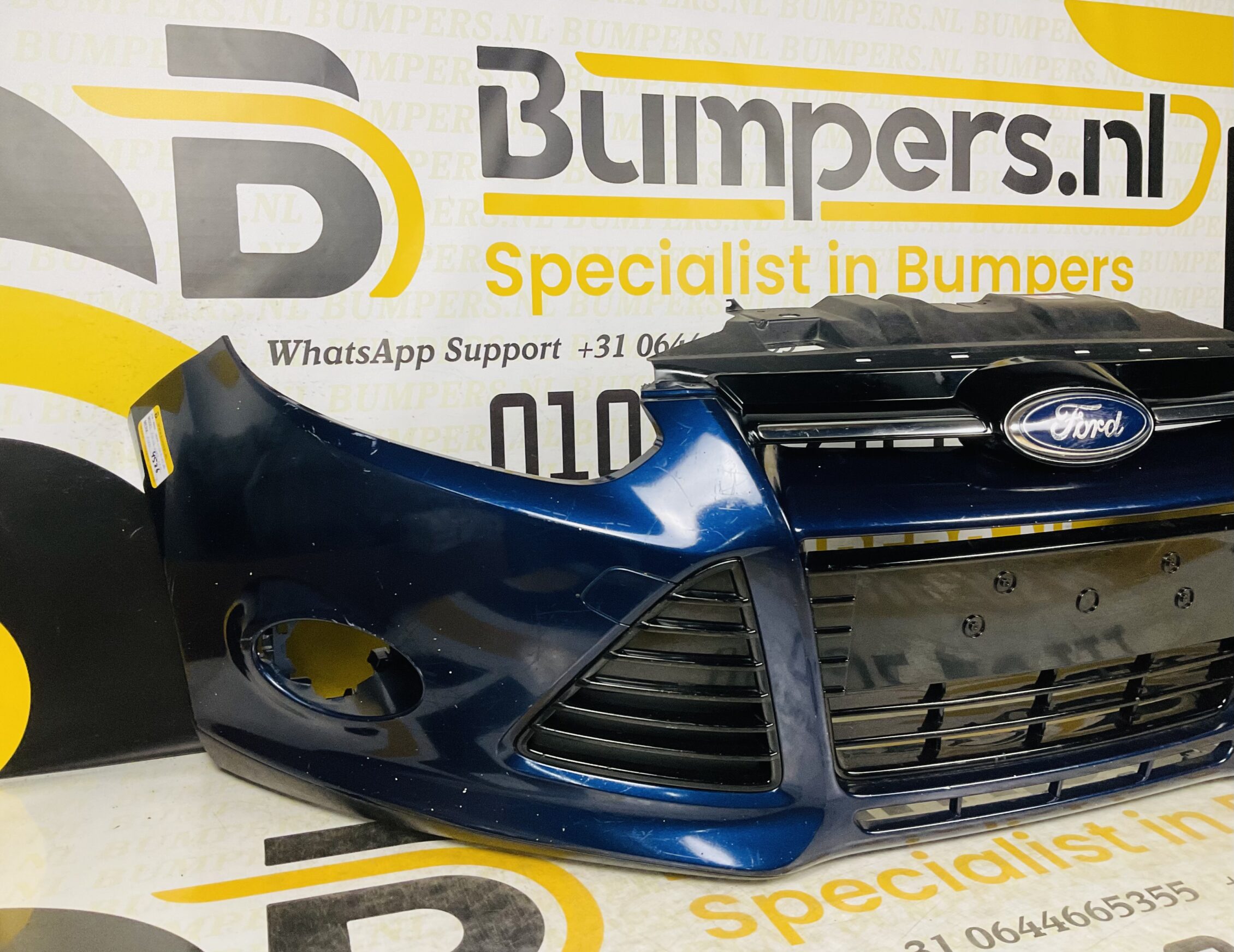 BUMPER Ford Focus MK3 2009-2012 VOORBUMPER 1-D9-4526z