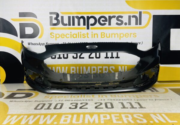 BUMPER Ford Fiesta MK8 Vignale 2017-2021 VOORBUMPER 1-D2-3785z