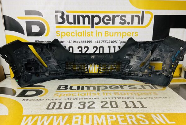 BUMPER Peugeot 2008 2019-2023 VOORBUMPER 2-J10-5067z