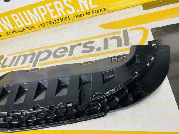 Onderplaat Mercedes W447 V Klasse Viano A4478856400 Bumper lip 2-L3-4947F