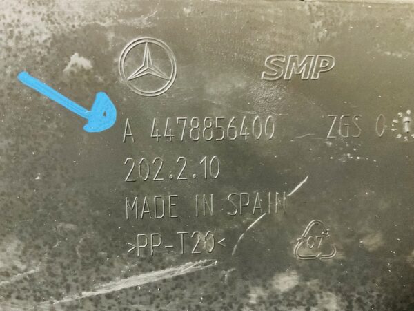 Onderplaat Mercedes W447 V Klasse Viano A4478856400 Bumper lip 2-L3-4947F