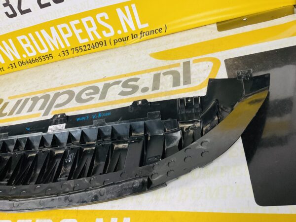 Onderplaat Mercedes W447 V Klasse A4478850036 Bumperlip 2-L4B-4949F