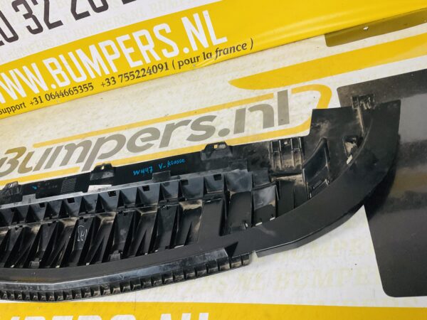Onderplaat Mercedes W447 V Klasse A4478856400 Bumperlip 2-L4B-4950F