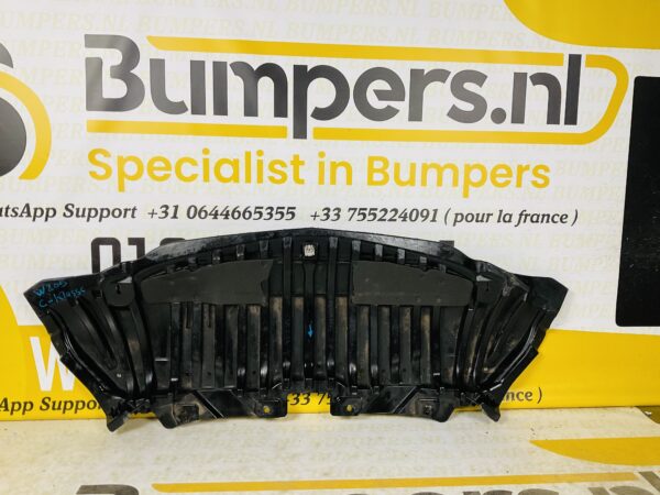 Onderplaat Mercedes C Klasse W205 A2055200000 Bumperlip 2-L3E-4915z