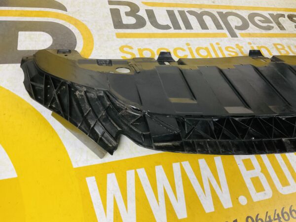 Onderplaat Mercedes A Klasse W176 A1768850036 Bumper lip 2-L3-4931F