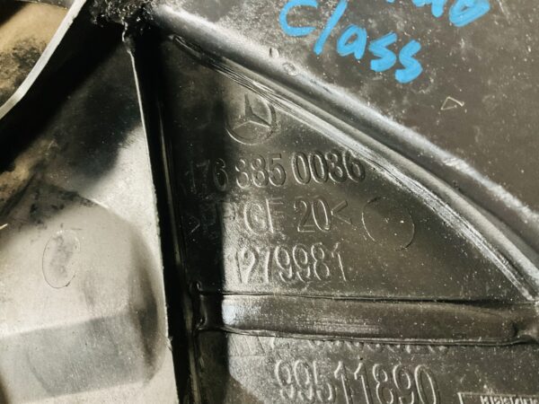 Onderplaat Mercedes A Klasse W176 A1768850036 Bumper lip 2-L3-4931F