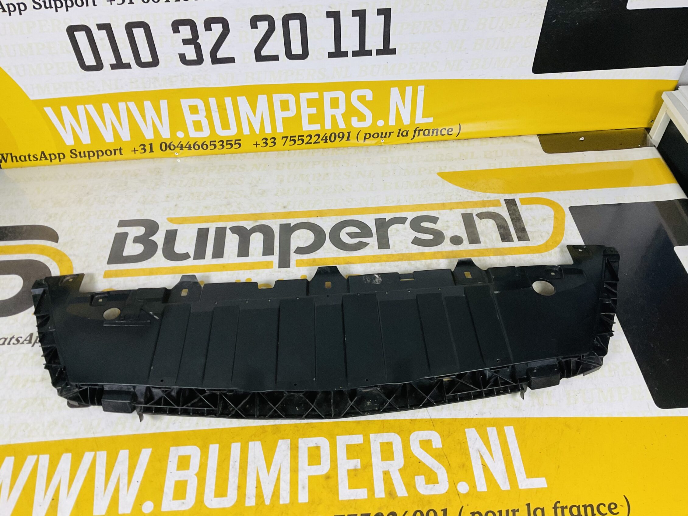 Onderplaat Mercedes W156 GLA A1568853600 Bumper lip 2-L3-4934F