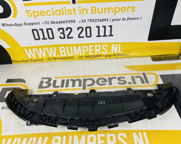 Onderplaat Mercedes W176 AMG W117 CLA A1768850136 Bumper lip 2-L3-5115F