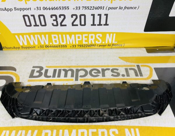 Onderplaat Mercedes W176 AMG A1768850036 Bumperlip 2-L3-5116F
