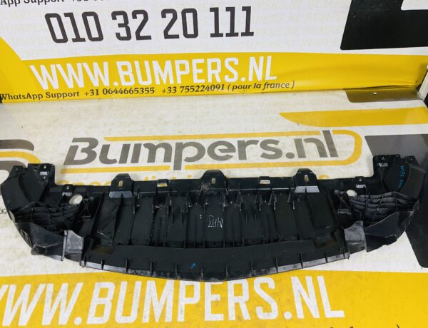Onderplaat Mercedes W176 AMG A1768850736 Bumper lip 2-L3-5117F