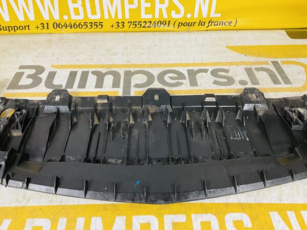 Onderplaat Mercedes W176 AMG A1768850736 Bumperlip 2-L4E-5121F