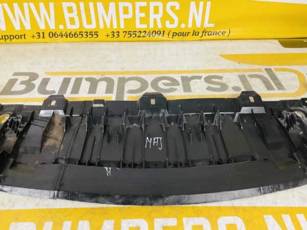 Onderplaat Mercedes W176 AMG A1768850036 Bumperlip 2-L4E-5124F