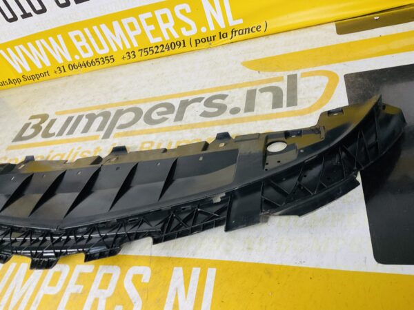 Onderplaat Mercedes W176 CLA W117 AMG A1768850136 Bumperlip 2-L5F-5129F