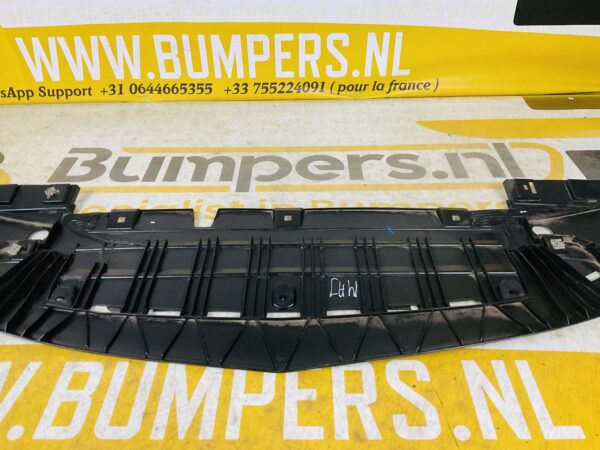 Onderplaat Mercedes W177 A Klasse A1778851400 Bumper lip Normaal 2-L9-5132F