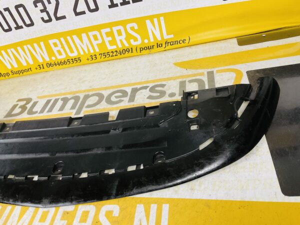 Onderplaat Mercedes W177 A Klasse A1778851400 Bumper lip Normaal 2-L9-5134F