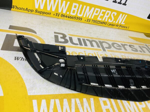 Onderplaat Mercedes W177 A Klasse A1778851400 Bumperlip  2-L9-5135F