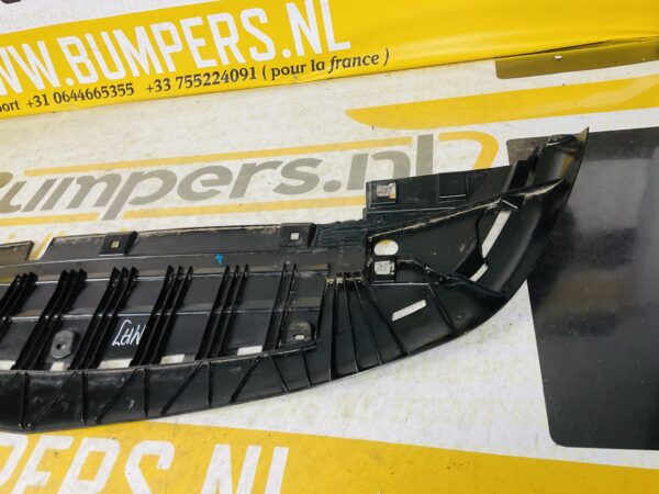 Onderplaat Mercedes W177 A Klasse A1778851400 Bumperlip 2-L9-5138F
