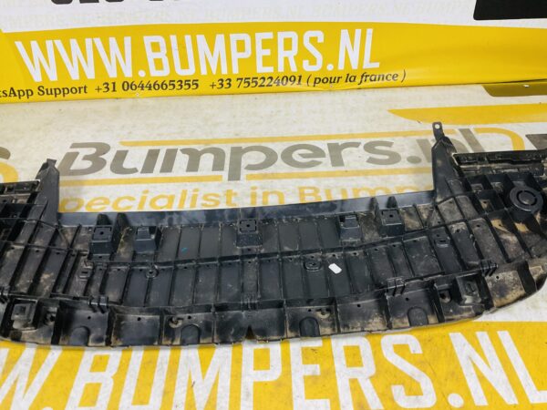 Onderplaat Peugeot 3008 9811450077 Bumper lip 2-R1-5139F