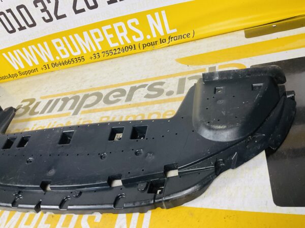 Onderplaat Peugeot 3008 9811450077 Bumper lip 2-R1-5139F
