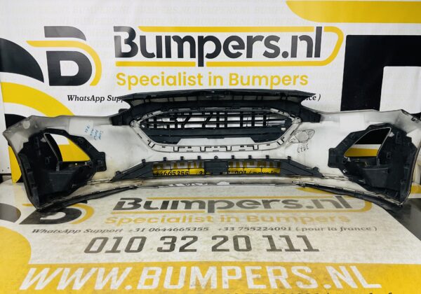 BUMPER Ford Focus MK4 2017-2022 VOORBUMPER 1-D9-5167z