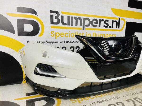 BUMPER Nissan Qashqai VOORBUMPER 1-G8-5252z